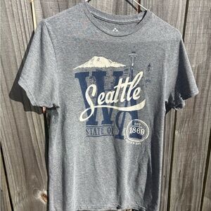Seattle WA Graphic Tee Gray Size Smal